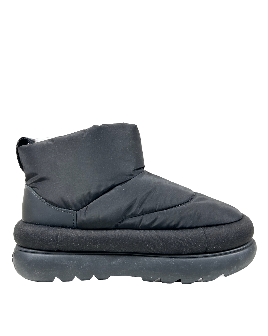 UGG Classic Maxi Mini Boot Black