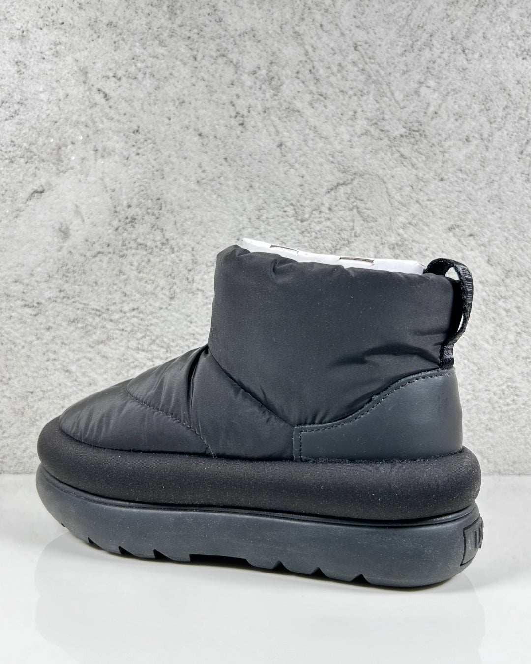 UGG Classic Maxi Mini Boot Black