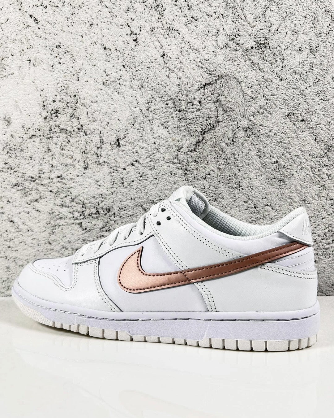 Nike Dunk Low “White Pink”