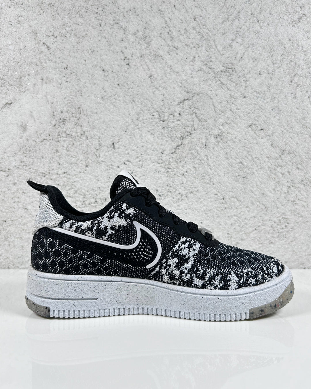 Nike Air Force 1 Low Crater Flyknit Black White