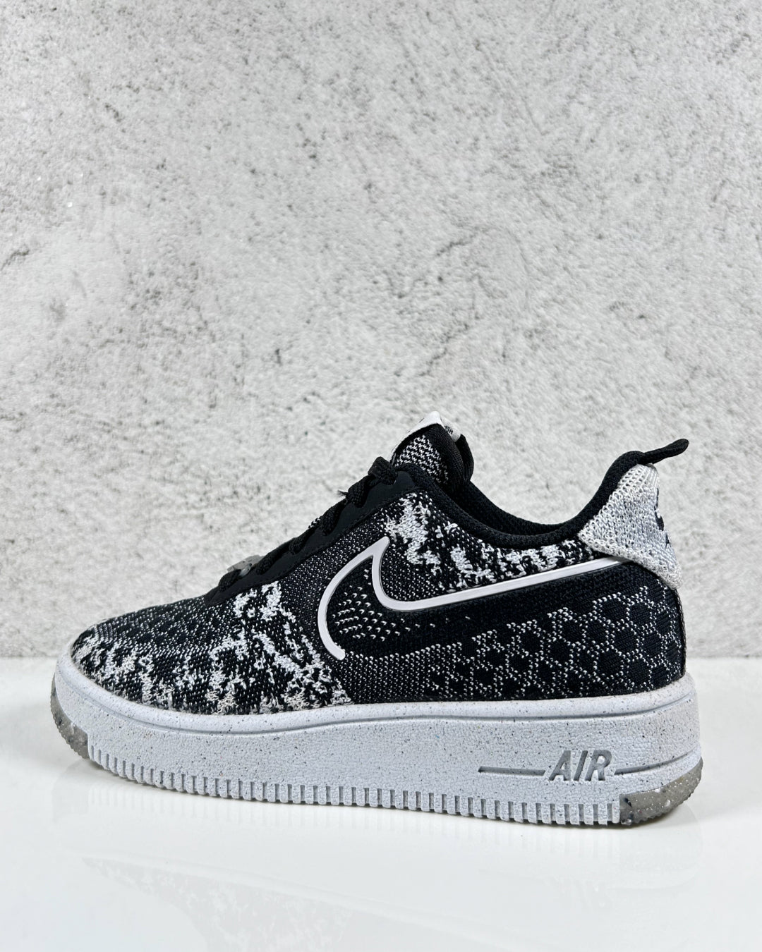 Nike Air Force 1 Low Crater Flyknit Black White
