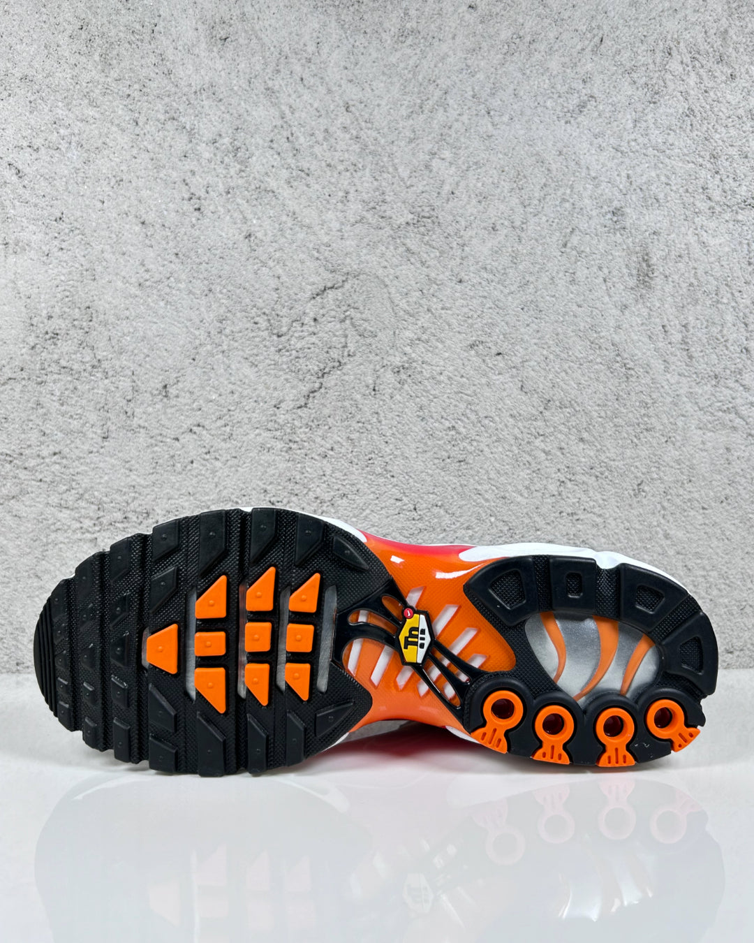 Nike Air Max TN Plus Light Photography