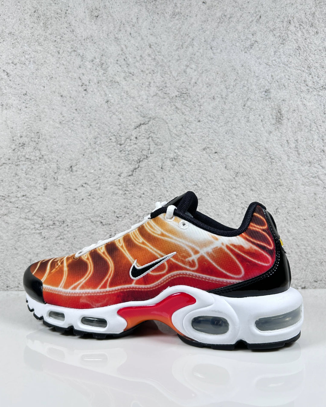 Nike Air Max TN Plus Light Photography