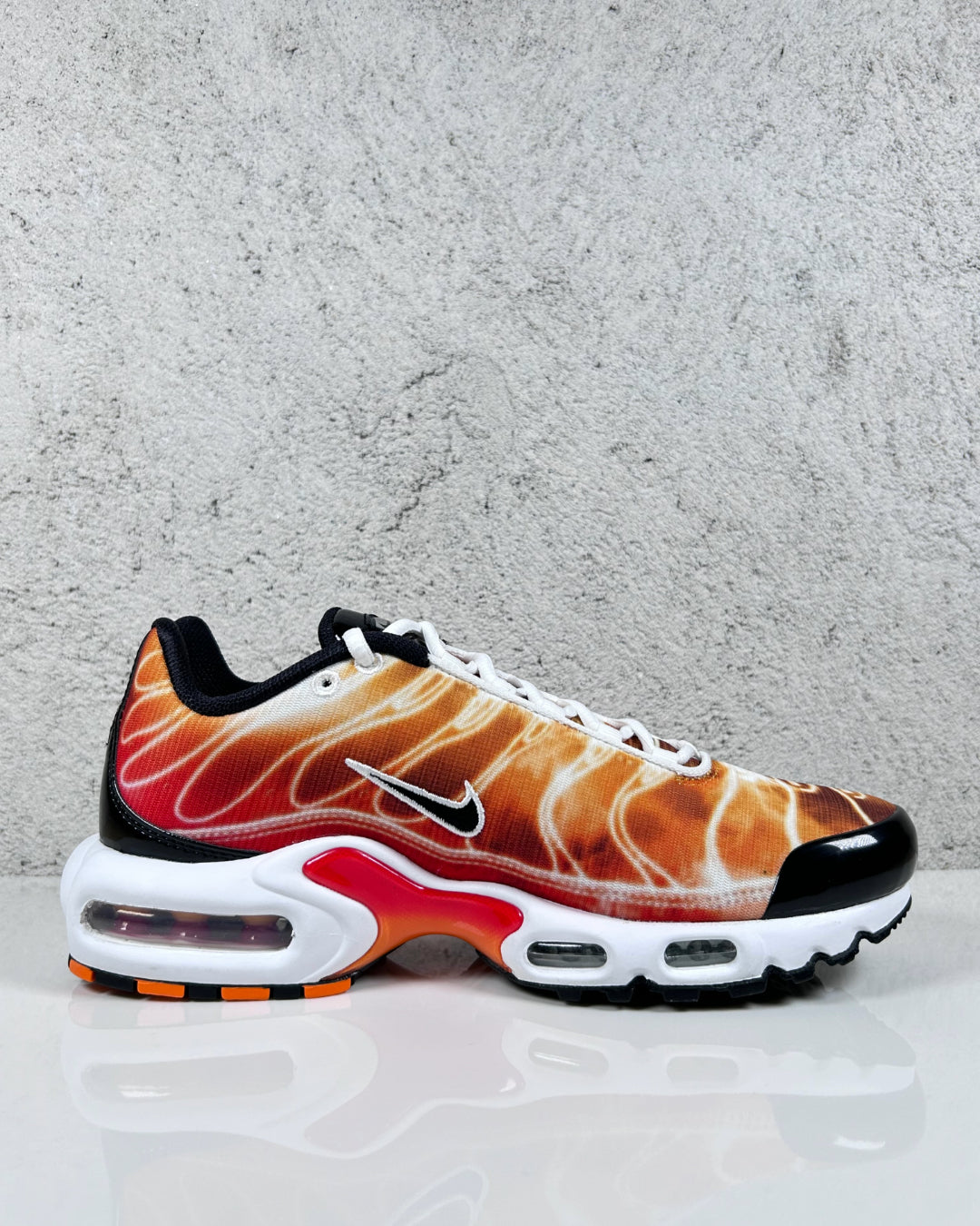 Nike Air Max TN Plus Light Photography