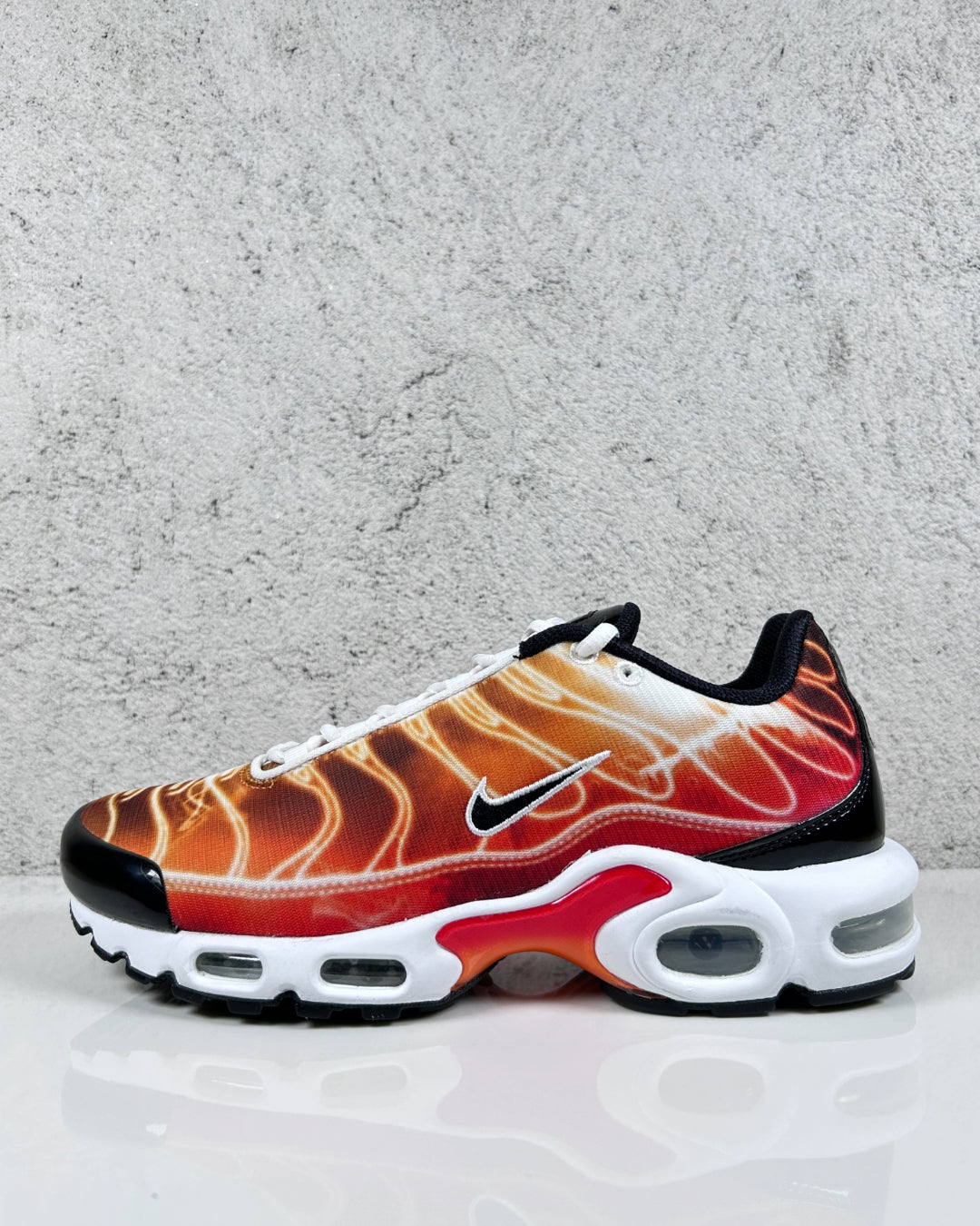 Nike Air Max TN Plus Light Photography