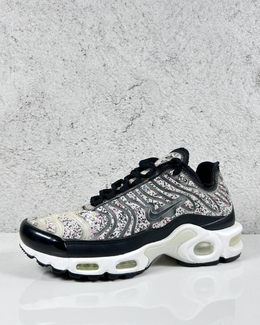 Nike Air Max Plus Pebbles