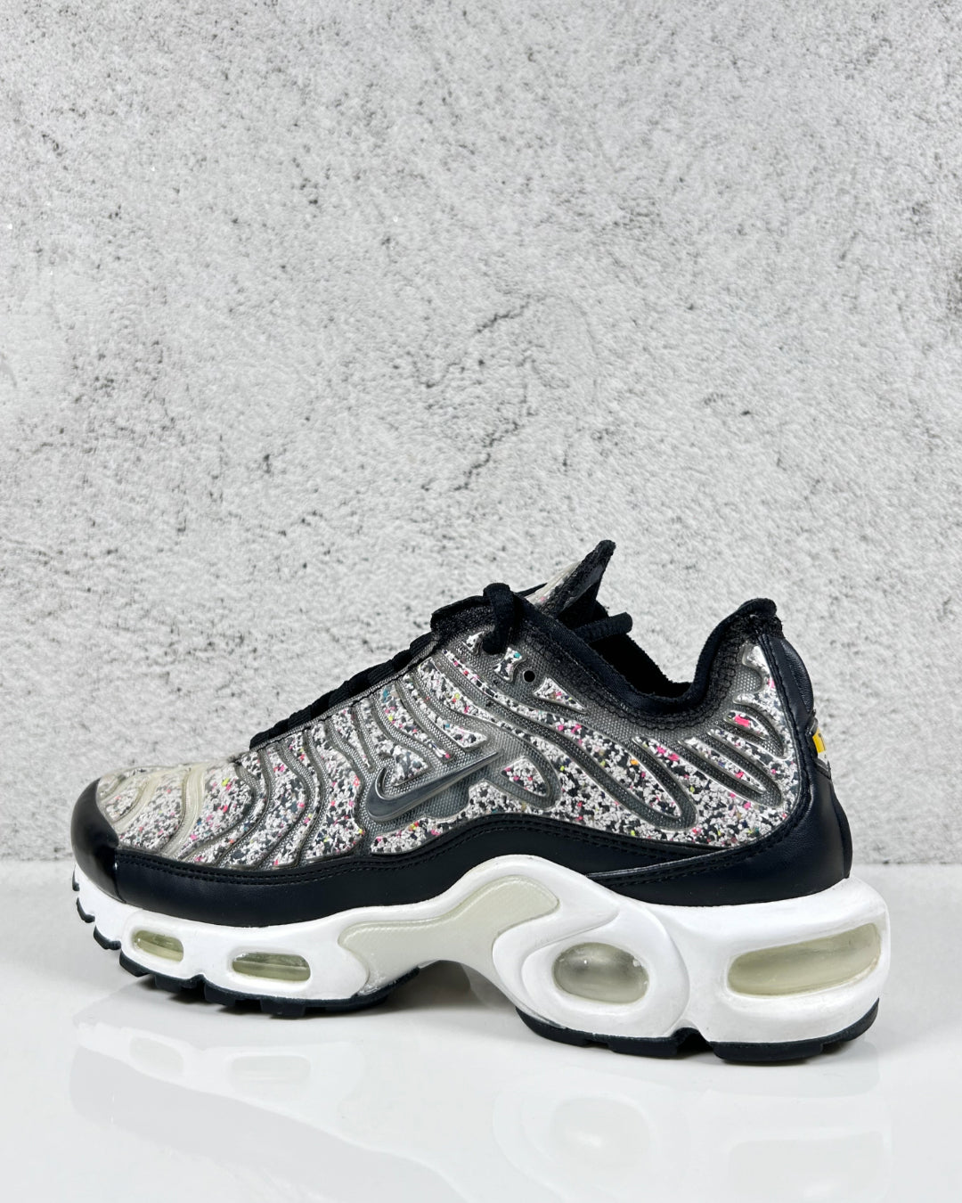 Nike Air Max Plus Pebbles