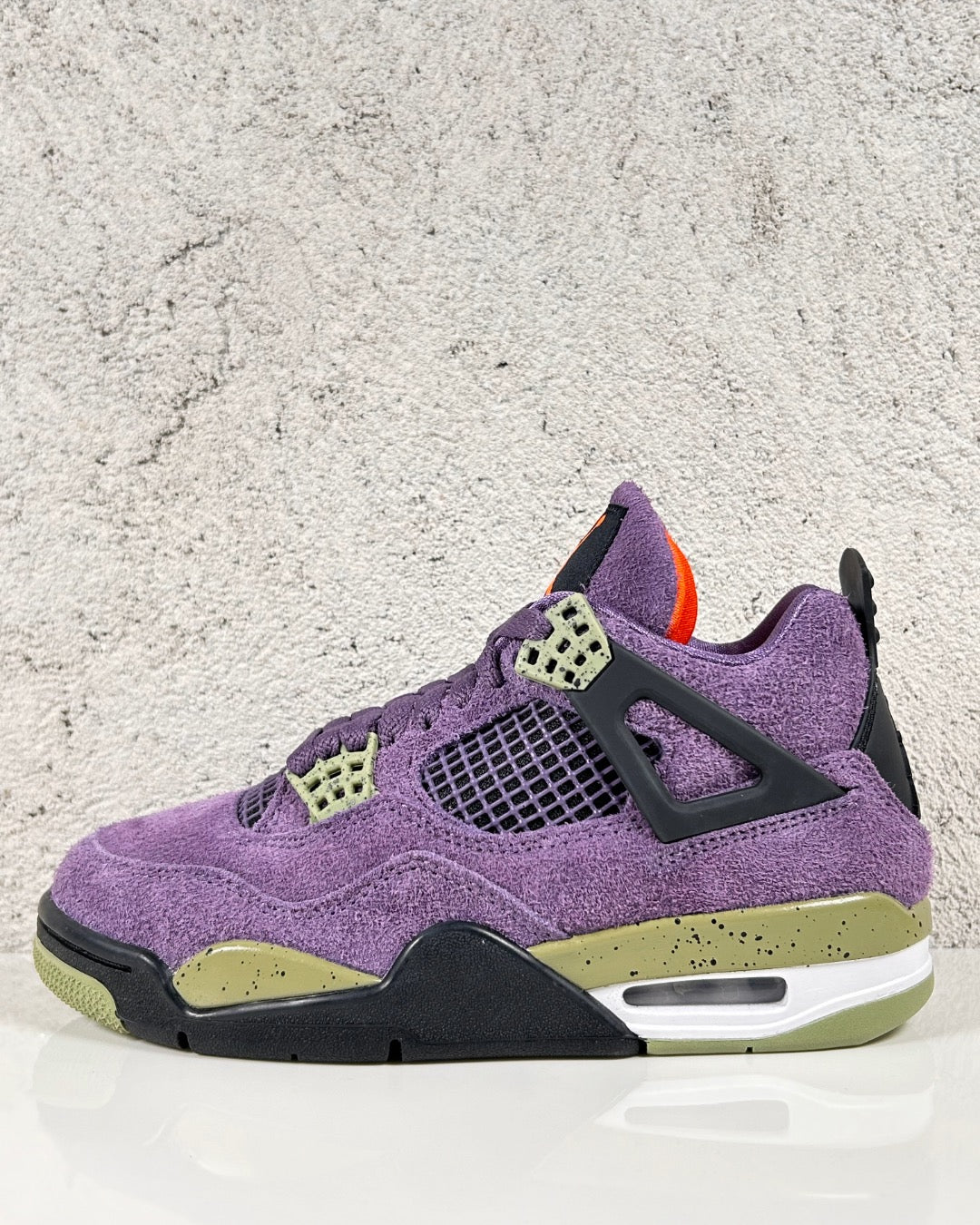 Air Jordan 4 Canyon Purple