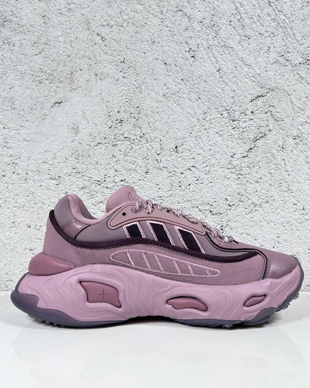 Adidas Oznova Bronze
