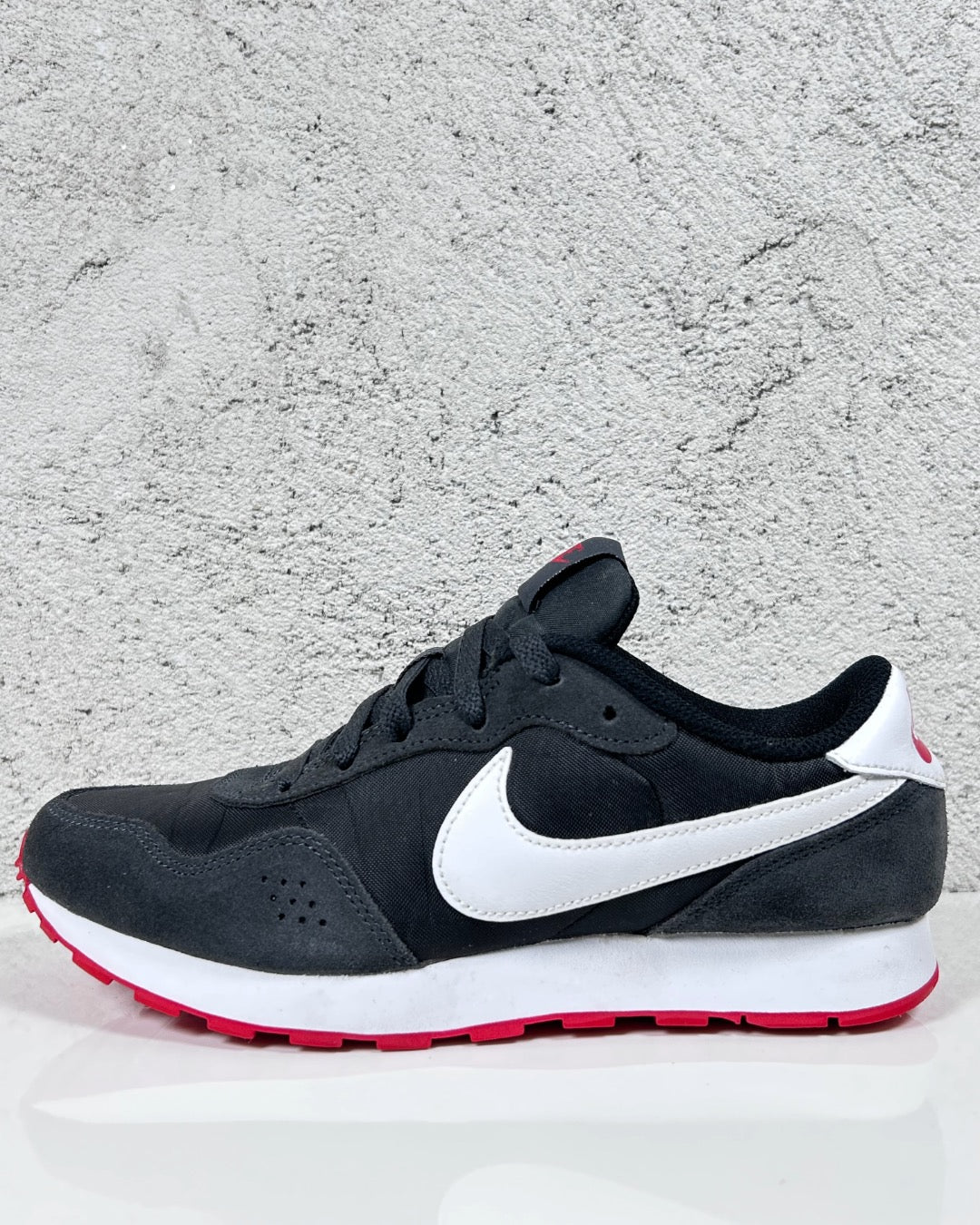 Nike Daybreak Valiant