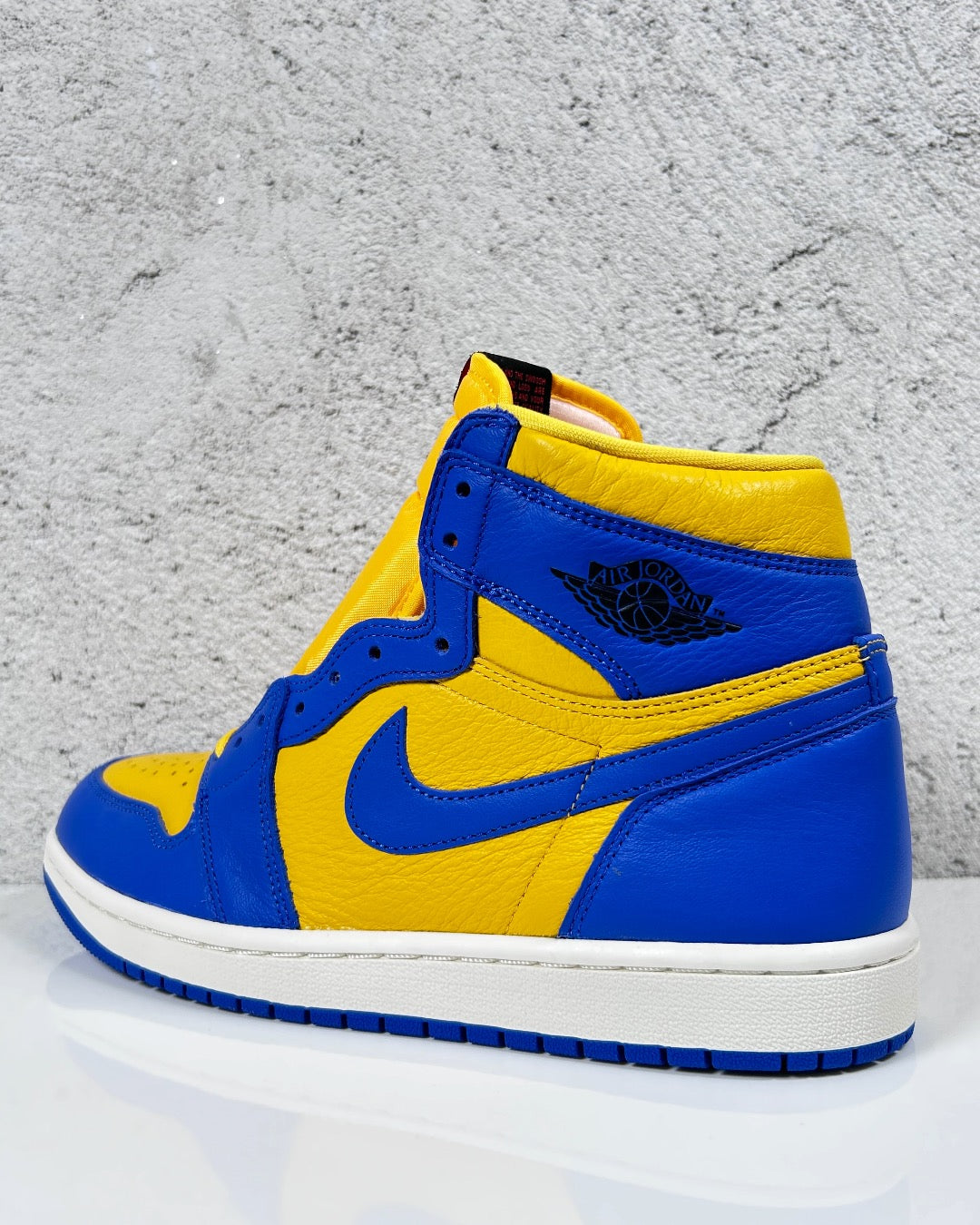 Air Jordan 1 Retro High OG Reverse Laney