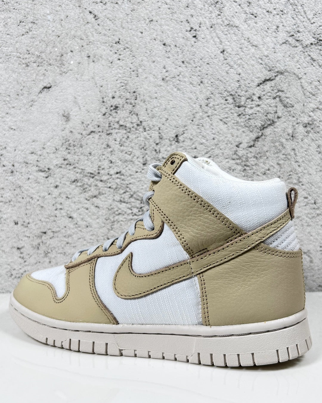 Nike Dunk High LX “Certified Fresh Team Gold”