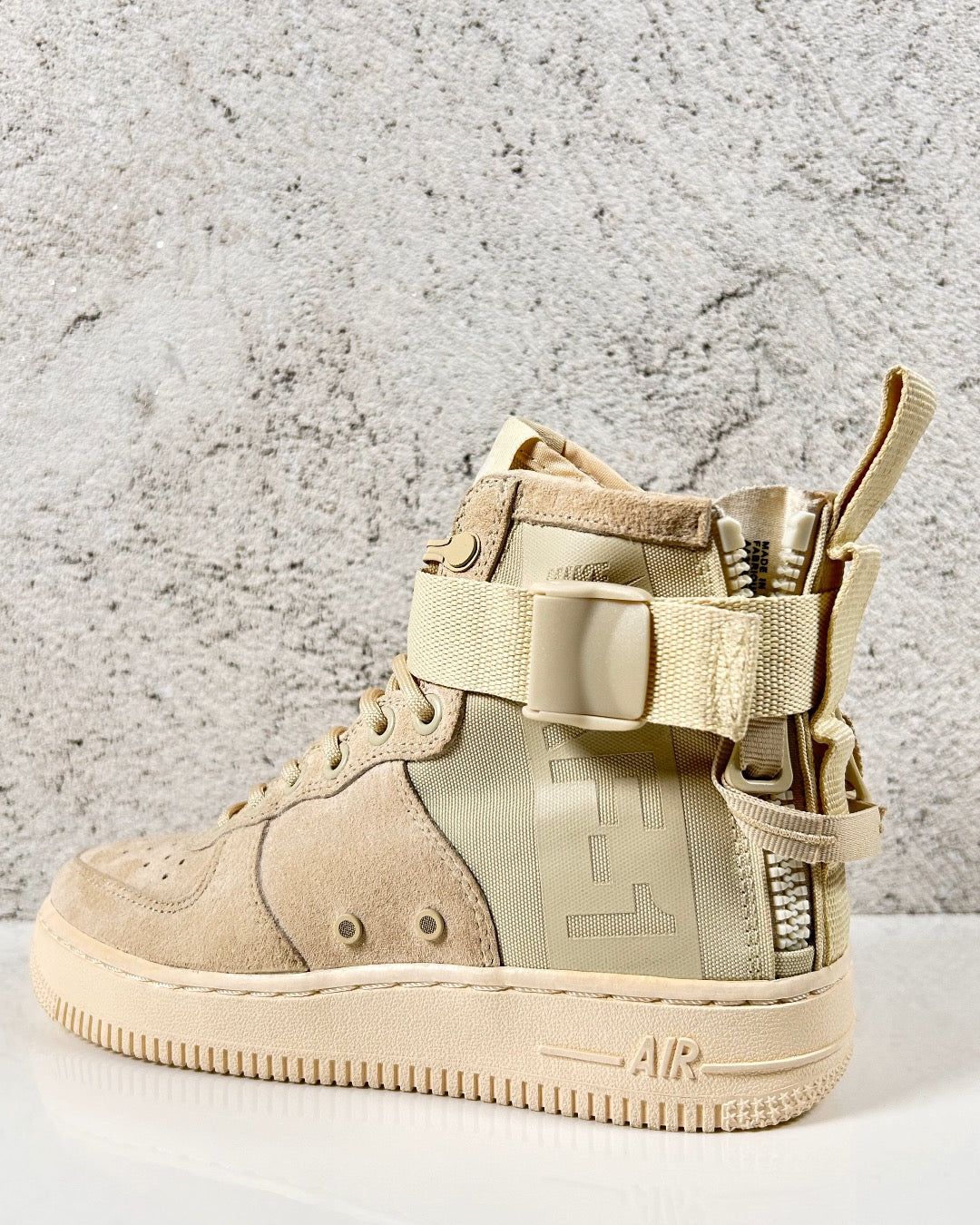 Nike SF Air Force 1 Mid Fossil