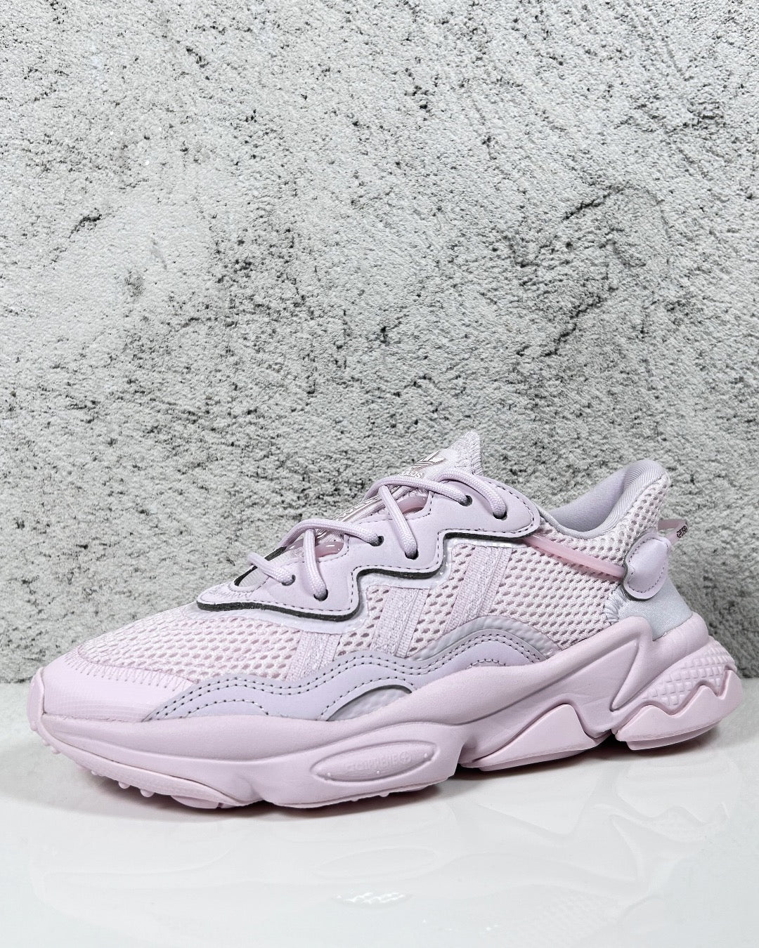 Adidas Ozweego Almost Pink