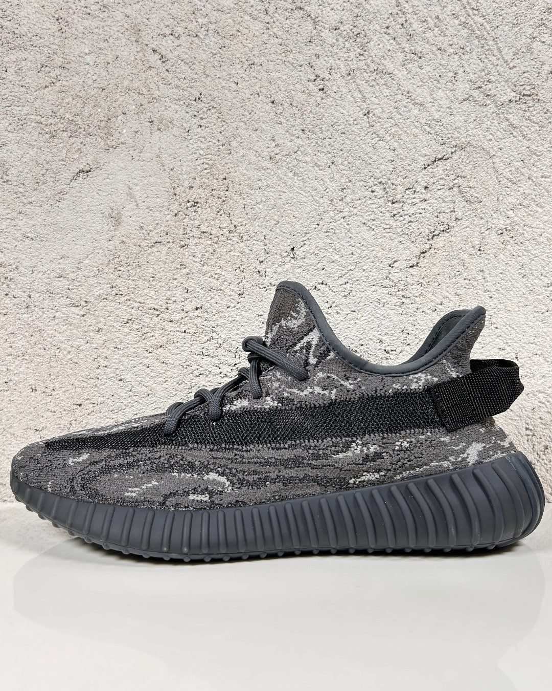 Adidas YEEZY "MX Dark Salt"