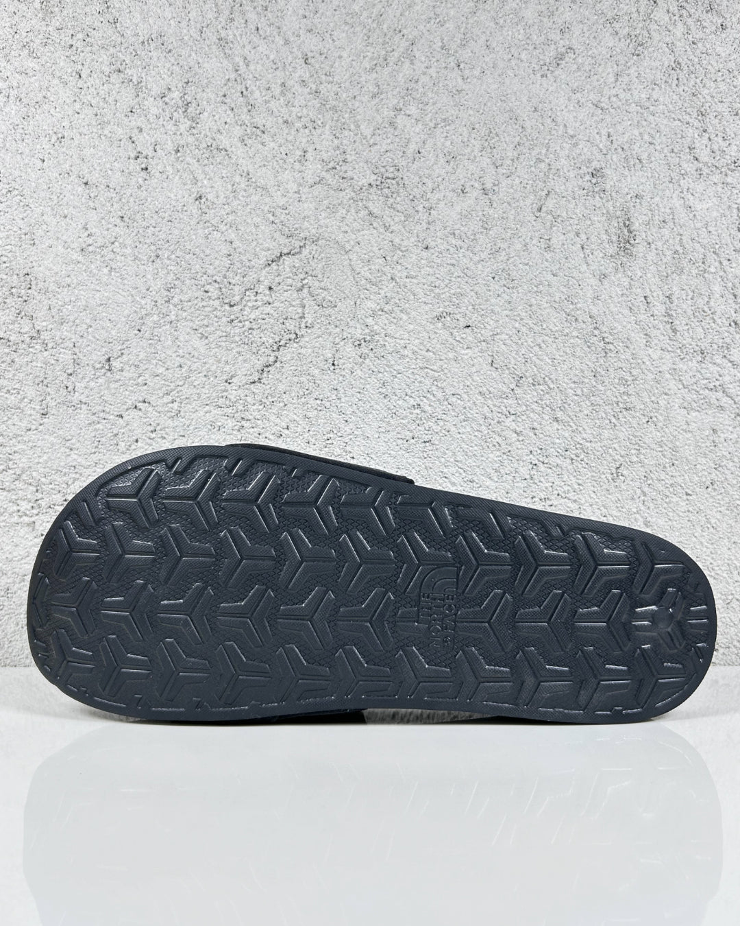 The North Face Base Camp Slide III Black