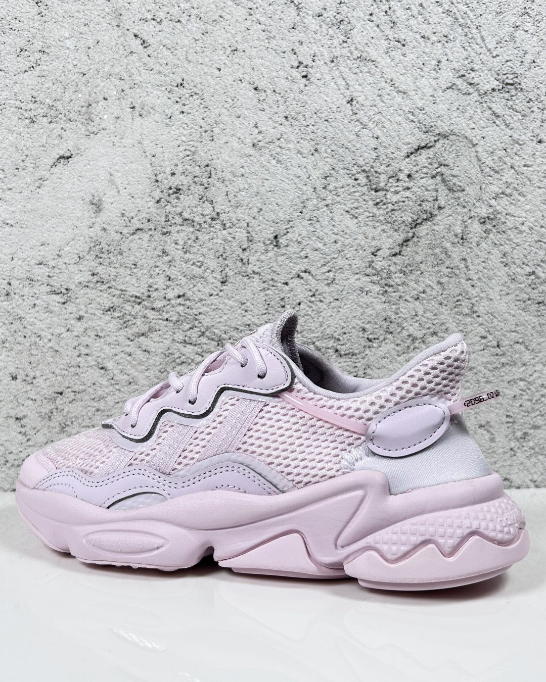 Adidas Ozweego Almost Pink